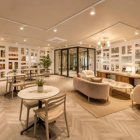 Royal Grand Exclusive Luxury